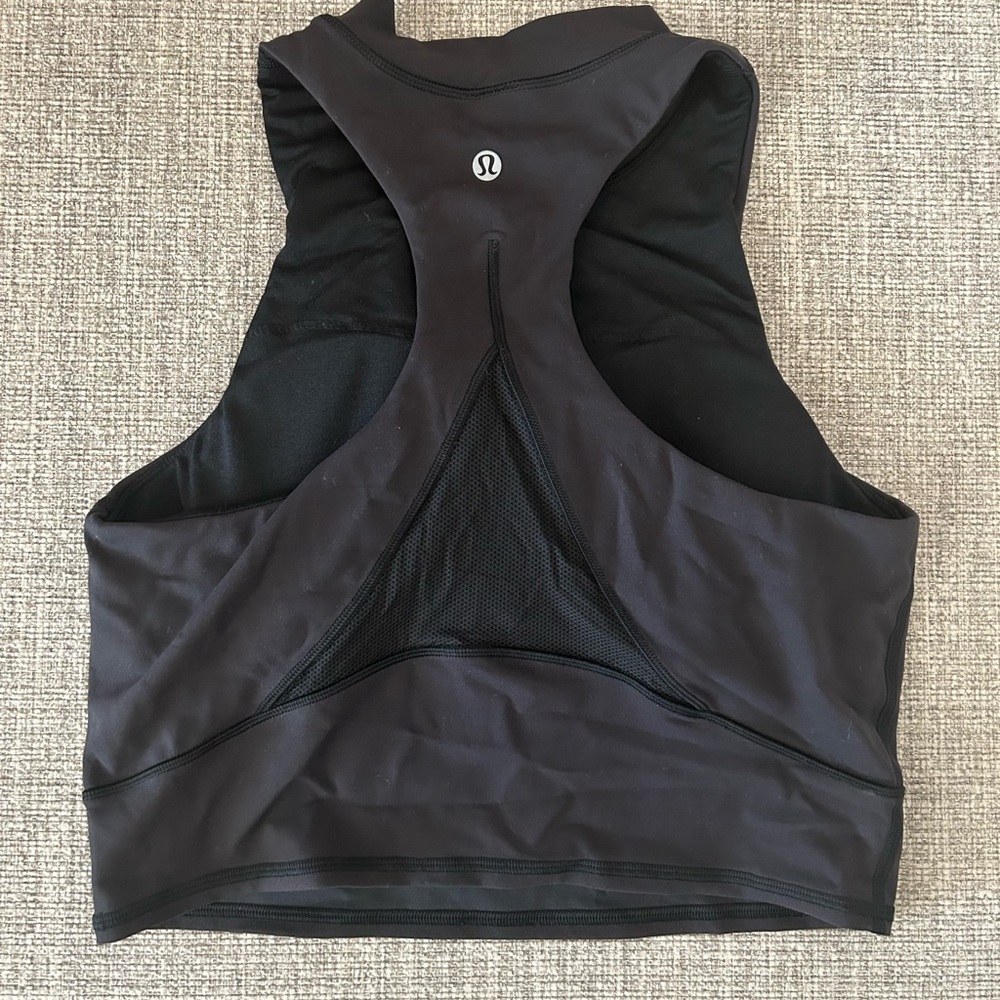 LULULEMON WORKOUT CROPPED TANK | black | size 8 | built in bra
